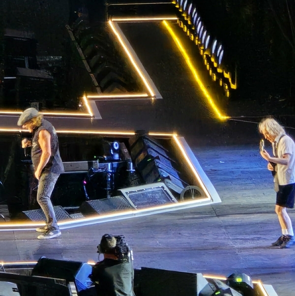 Meet your Posher, Alicia - Picture 9 of 16